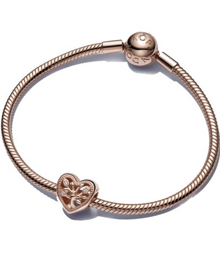 Pandora Rose Family Tree Heart Bracelet Gift Set  Size 19