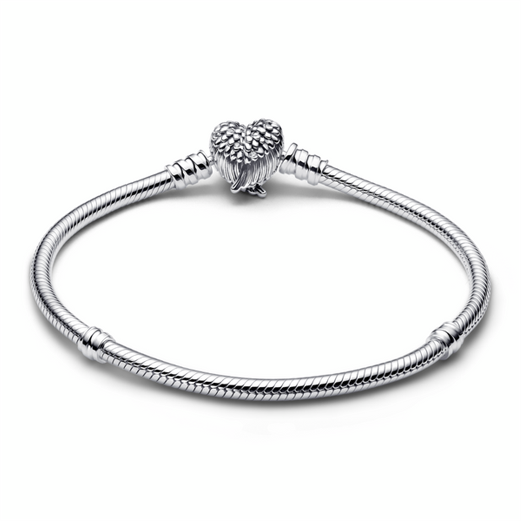 Pandora Moments Heart Wings Clasp Snake Chain Bracelet Size17