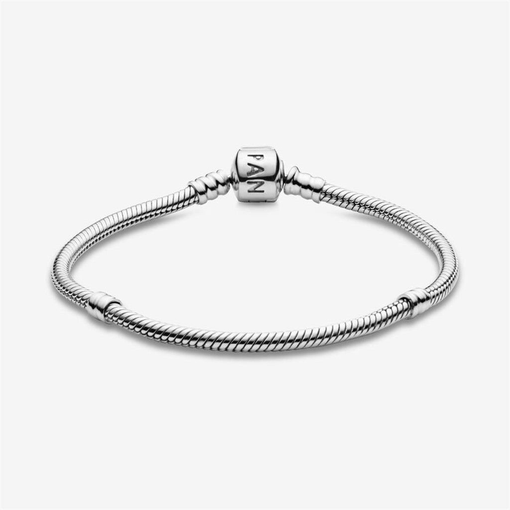 Pandora Moments Iconic Barrel Clasp Snake Chain Bracelet Size 17