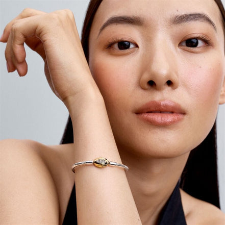 Pandora Moments Snake Clasp And Chain Bracelet Size 19