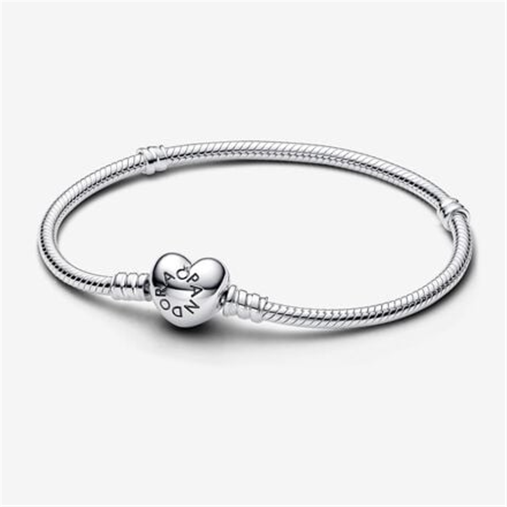 Pandora Moments Heart Clasp Snake Chain Bracelet Size 23