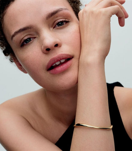 Pandora Essence Organically Shaped Bangle Bracelet Size 2