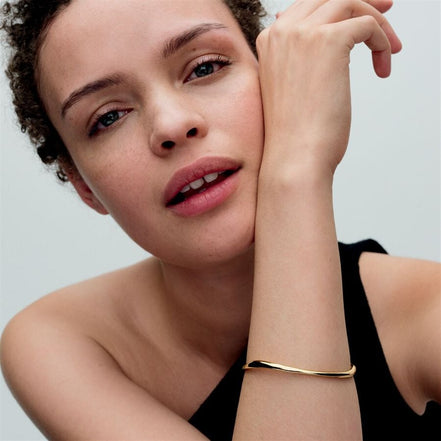 Pandora Essence Organically Shaped Bangle Bracelet Size 2