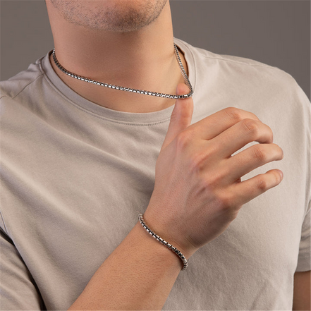 Desmos Men's Rhodium Plated Venetian Box Chain 22"
